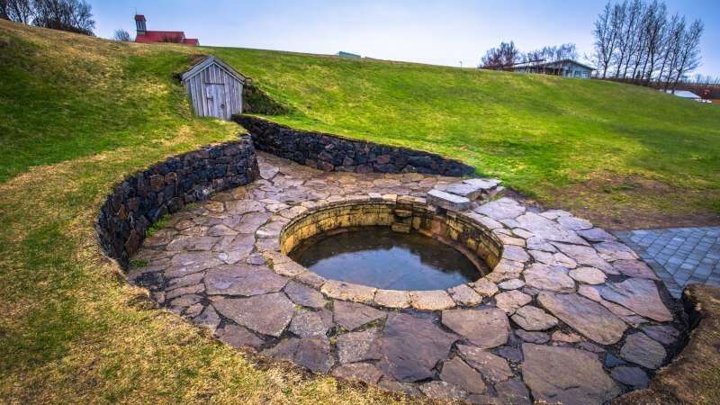 Reykholt old geothermal pool, archaeological site