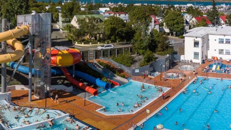 Akureyri swimming pool with many slides and attractions
