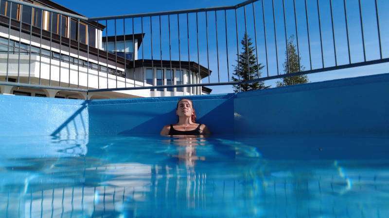 Geothermal Pool relax
