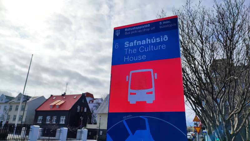 Bus Stop 6 - Safnahúsið (Culture House) .closeup