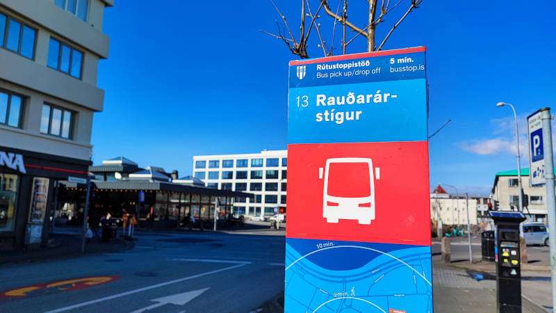 Bus Stop 13 – Rauðarárstígur2
