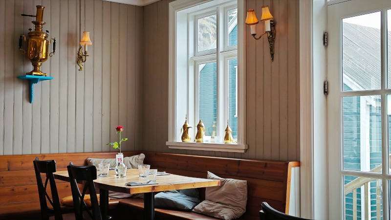 Dinning Options