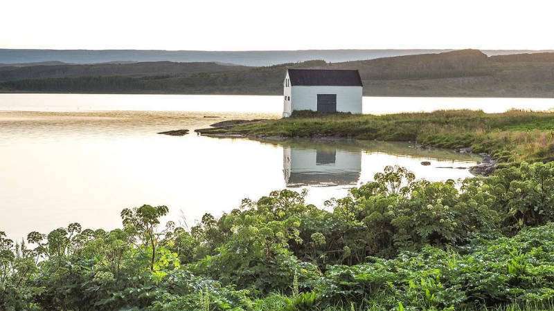 egilsstadir lake house