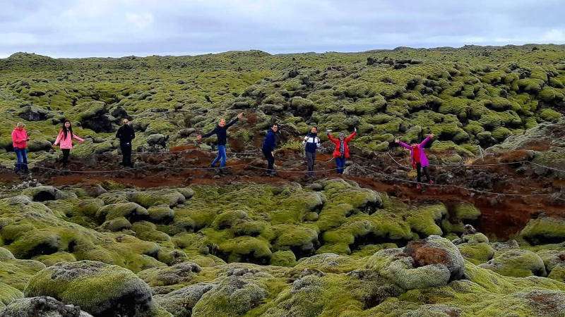 Eldhraun with people enjoying the walk