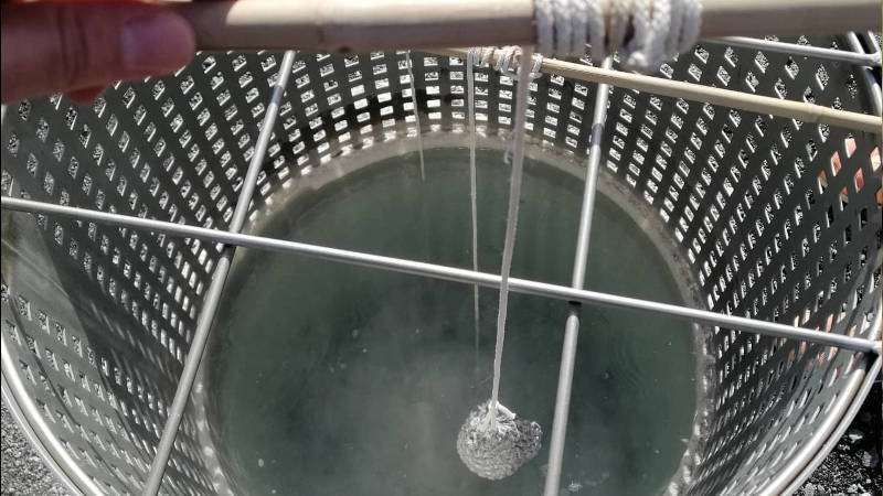 Hveragerði - boiling eggs with geothermal power