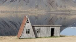a-house barn